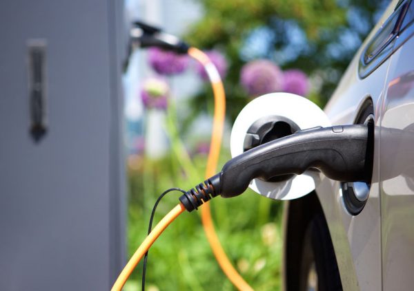 Article image for Electric Vehicles produced by fossil fuels won’t benefit environment: Researcher