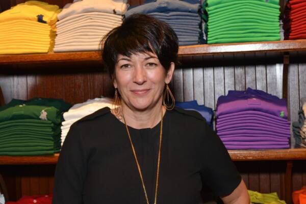 Article image for New book on Ghislaine Maxwell released as trial begins