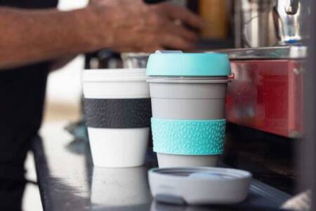 Calls for coffee to cost more if it’s in a single-use cup