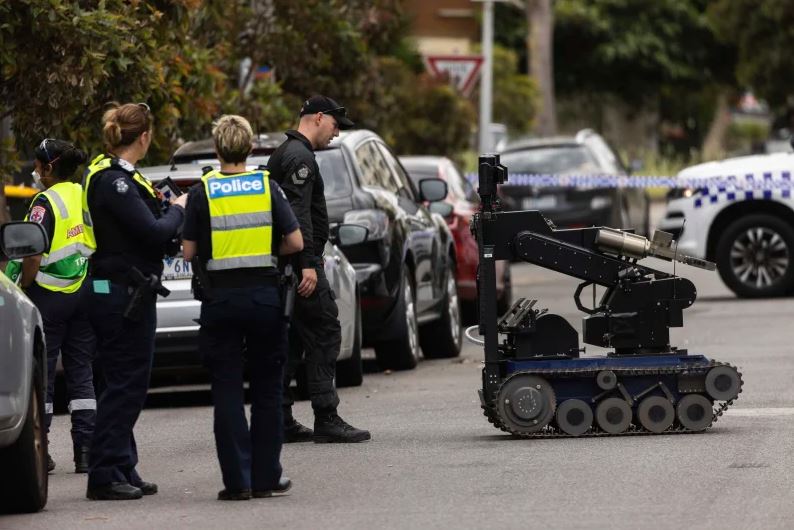 Article image for Man charged after bomb detonated in Leederville