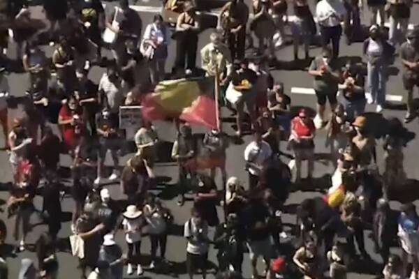 Article image for Thousands turn out for ‘Invasion Day’ rally in Perth