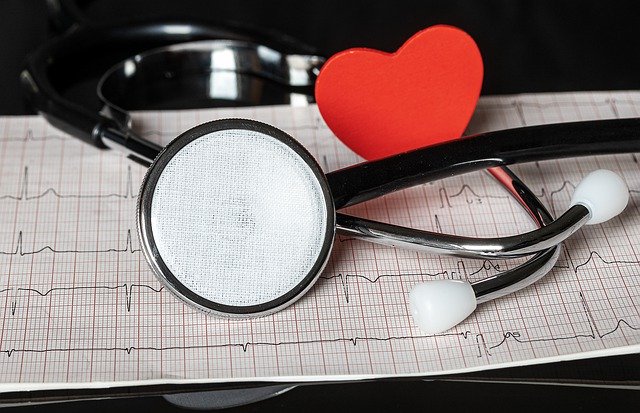 Article image for Cardiologist shares heart attack warning after several high profile cases