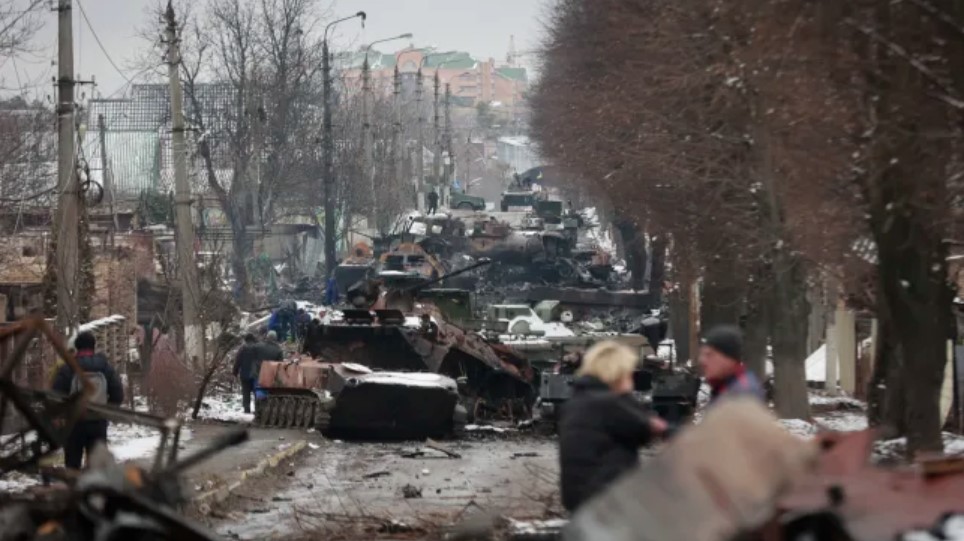 Article image for ‘Horrific scenes’: Russian forces attack civilians trying to escape near Kyiv