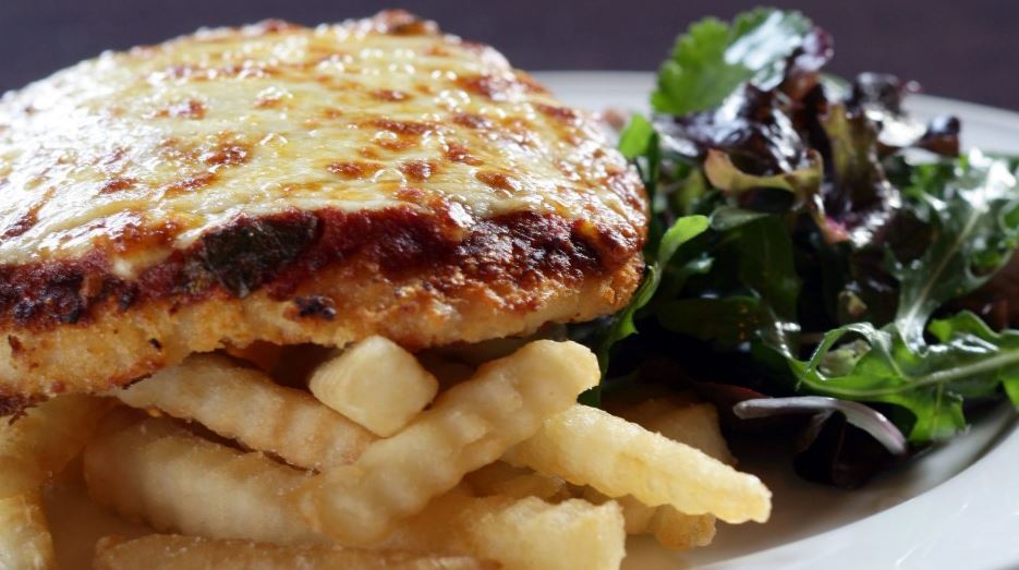 Article image for Why some pubs are ditching the humble Parmi side salad