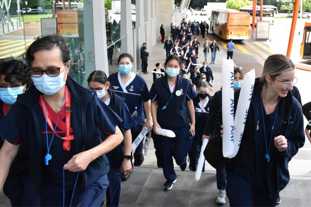 Article image for WA nurses ramp up industrial action tomorrow by banning overtime shifts