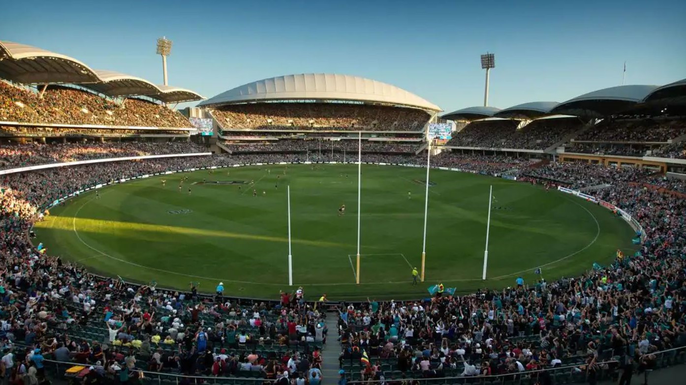 Dockers, Eagles still in the money for AFL's magic round