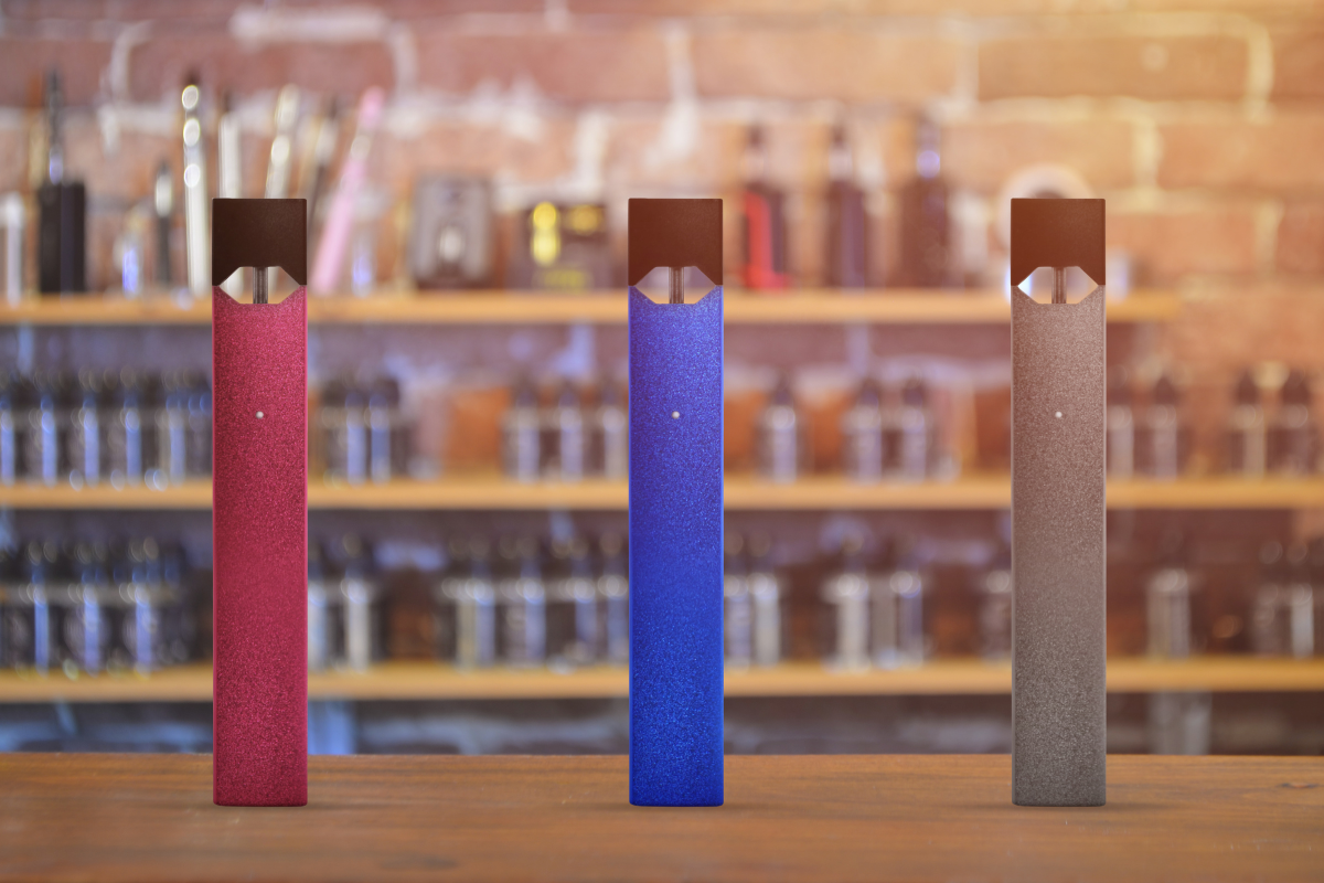 Article image for Convenience stores push to legally sell vapes behind the counter