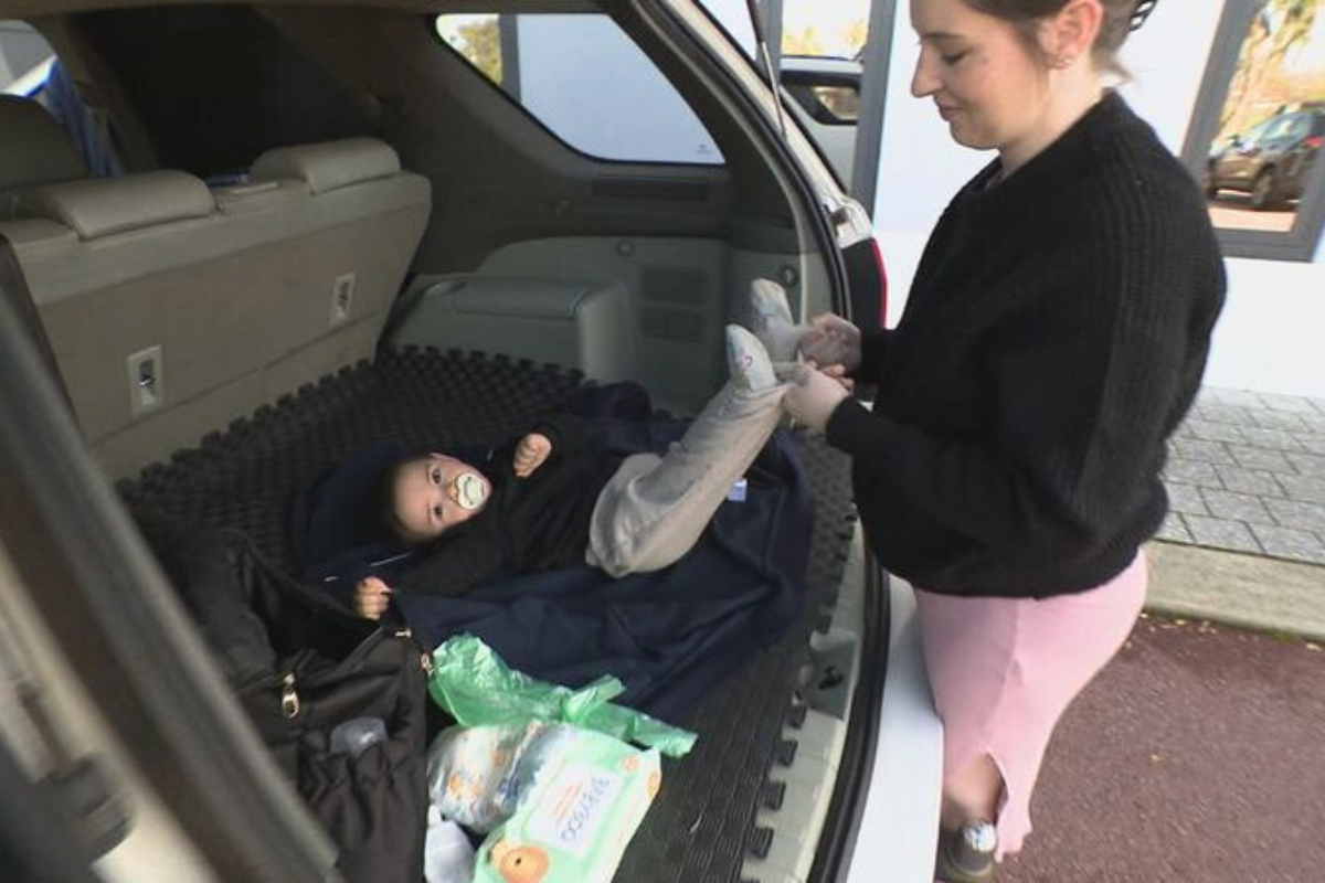 Article image for Rental crisis forces pregnant mother onto the street