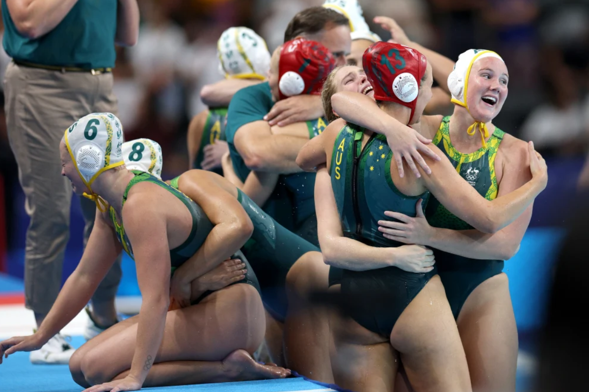 Article image for Aussie Stingers through to gold medal match after shoot-out win over USA