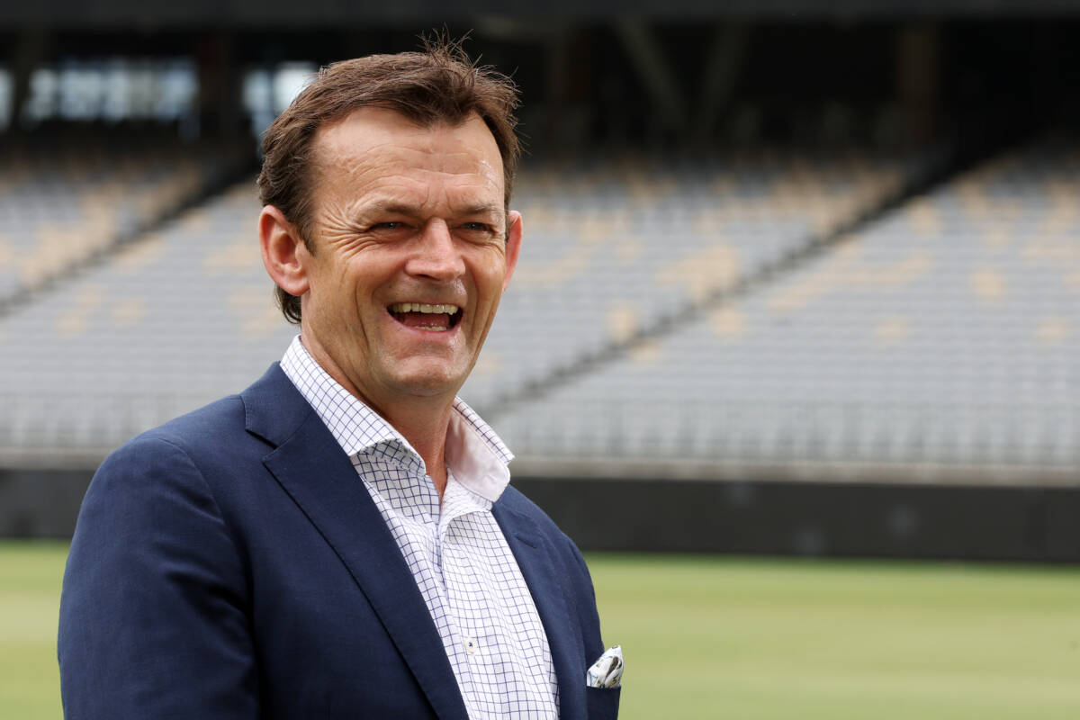 Article image for Adam Gilchrist and his son the faces of WA ads for Indian market