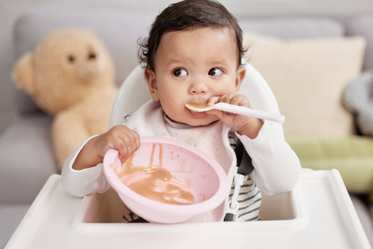 Article image for No baby or toddler foods sold in Australian stores meet WHO standards