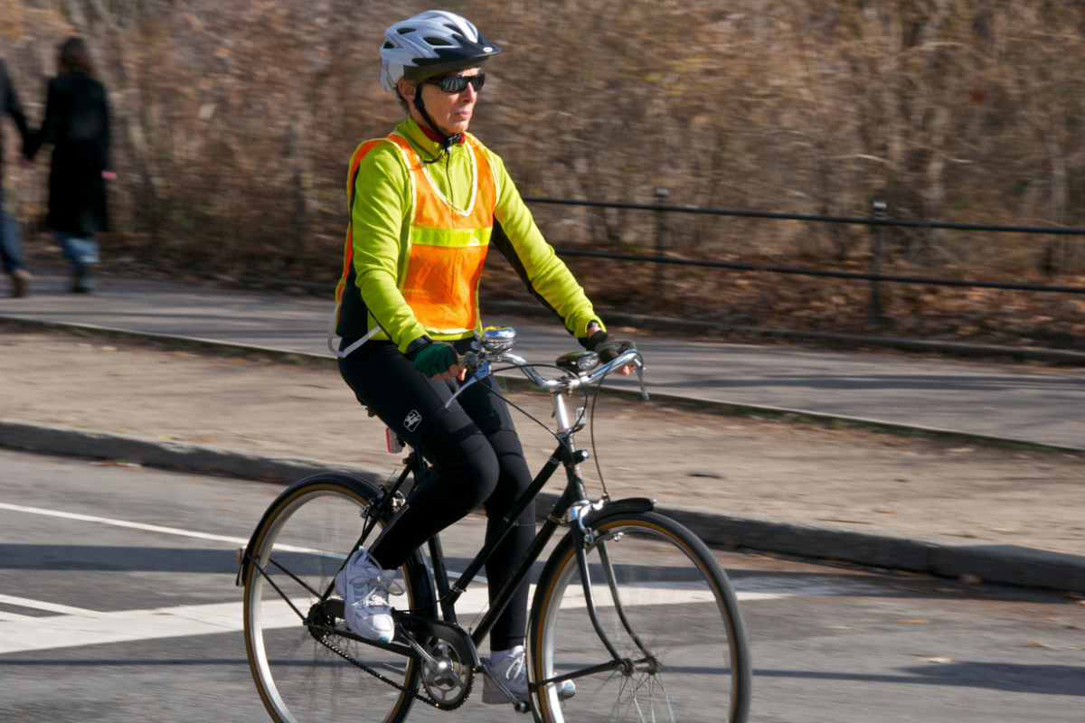 Article image for Compulsory high-vis clothing for cyclists and e-scooter riders