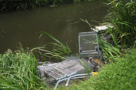 Innovative impound law to tackle abandoned trolley problem