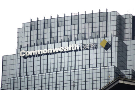 Commonwealth Bank backflips on cash withdrawal fee